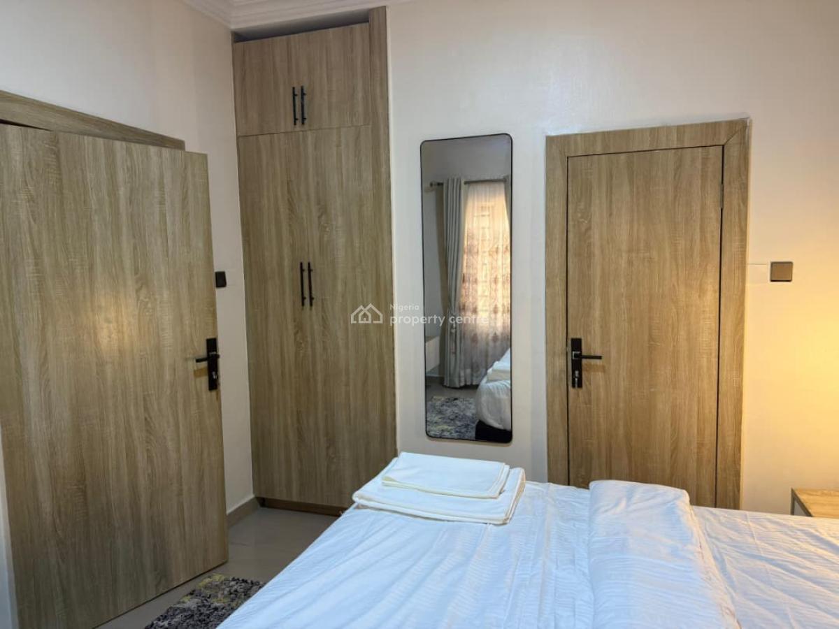 Luxury 1 Bedroom Apartment with Speedy Internet & 24/7 Power Supply, Agungi, Lekki, Lagos, Flat / Apartment Short Let