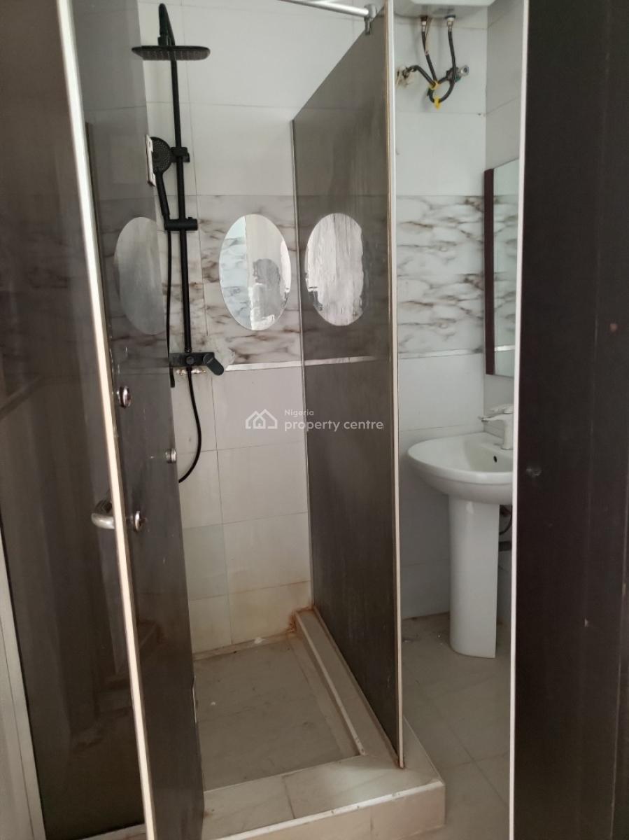 Well Maintained 4bedroom Duplex with Bq and Security House, Secured Estate, Osapa, Lekki, Lagos, Semi-detached Duplex for Sale