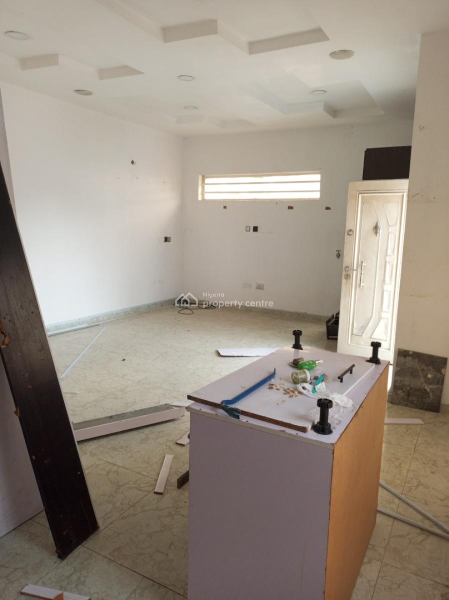 Well Maintained 4bedroom Duplex with Bq and Security House, Secured Estate, Osapa, Lekki, Lagos, Semi-detached Duplex for Sale