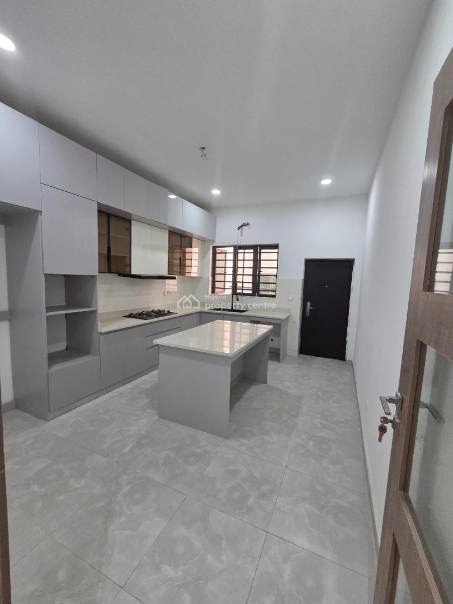 a Brand New & Serviced  3 Bedroom Apartment  with a Room Bq, Ikate, Lekki, Lagos, Flat / Apartment for Rent