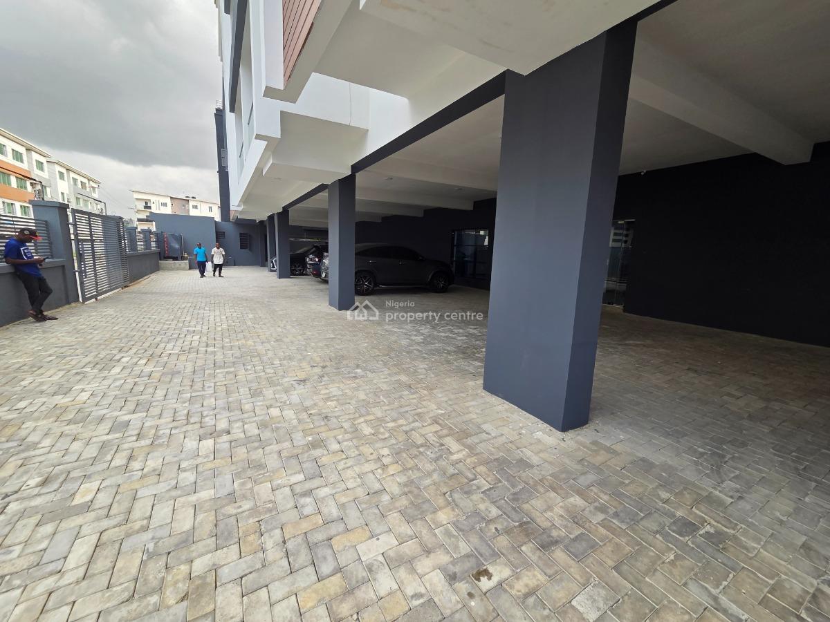 a Brand New & Serviced  3 Bedroom Apartment  with a Room Bq, Ikate, Lekki, Lagos, Flat / Apartment for Rent