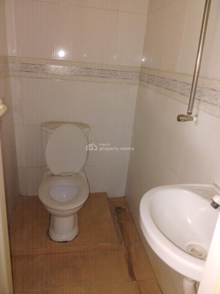 Roomself Contain, Beach Road Jakande Lekki Lagos State, Jakande, Lekki, Lagos, Self Contain (single Rooms) for Rent