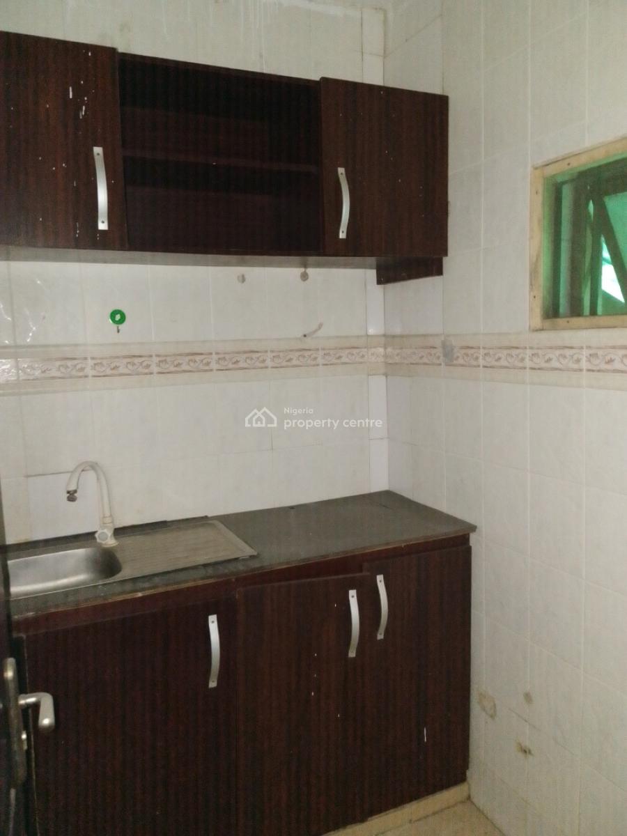 Roomself Contain, Beach Road Jakande Lekki Lagos State, Jakande, Lekki, Lagos, Self Contain (single Rooms) for Rent