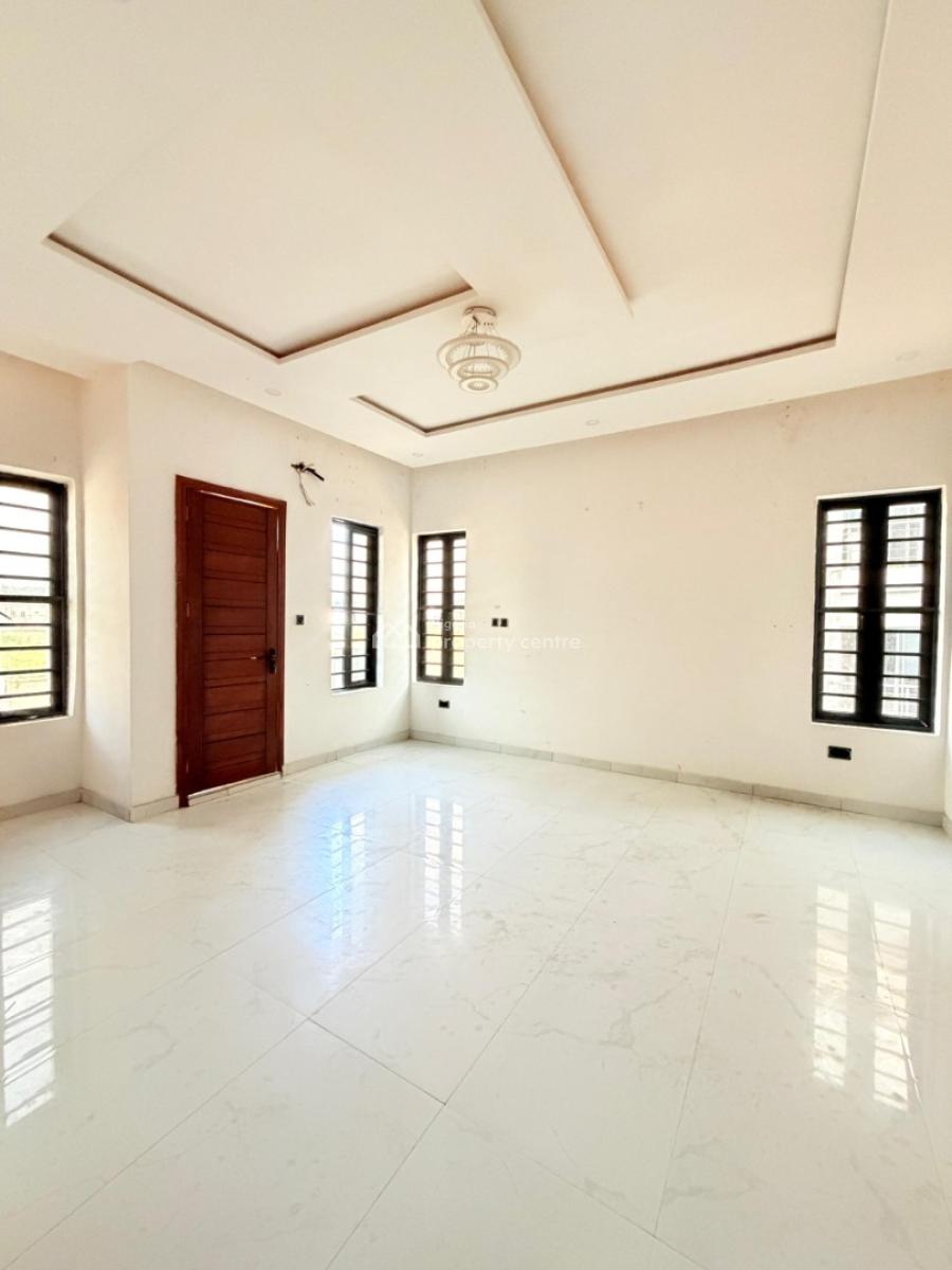 Luxury and Spacious 4 Bedroom Semi-detached Duplex, in a Secured Estate, Orchid Road, Lekki, Lagos, Semi-detached Duplex for Rent