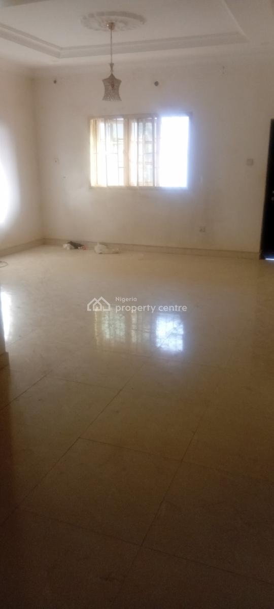 Spacious, Well Finished 3 Bedroom Flat with Guest Toilet, Kaura, Abuja, Flat / Apartment for Rent