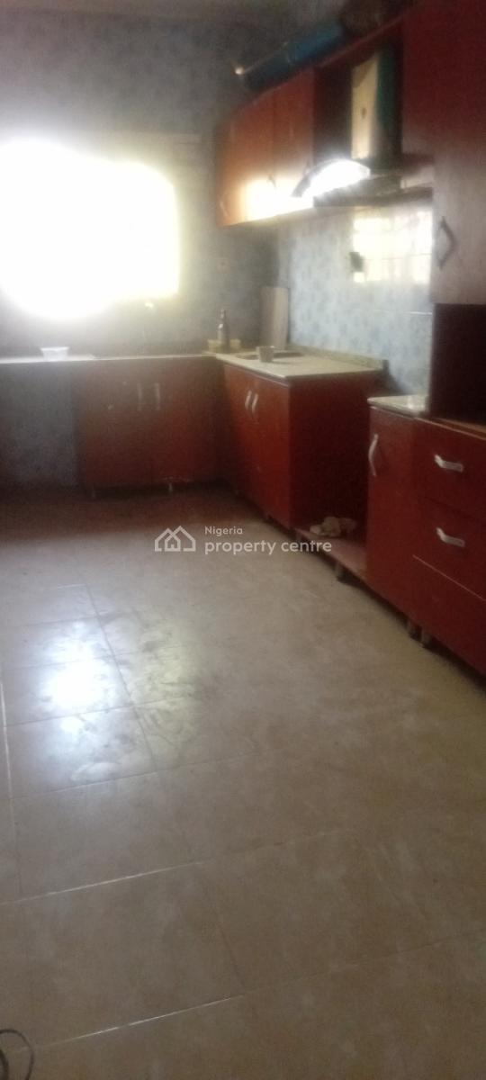 Spacious, Well Finished 3 Bedroom Flat with Guest Toilet, Kaura, Abuja, Flat / Apartment for Rent