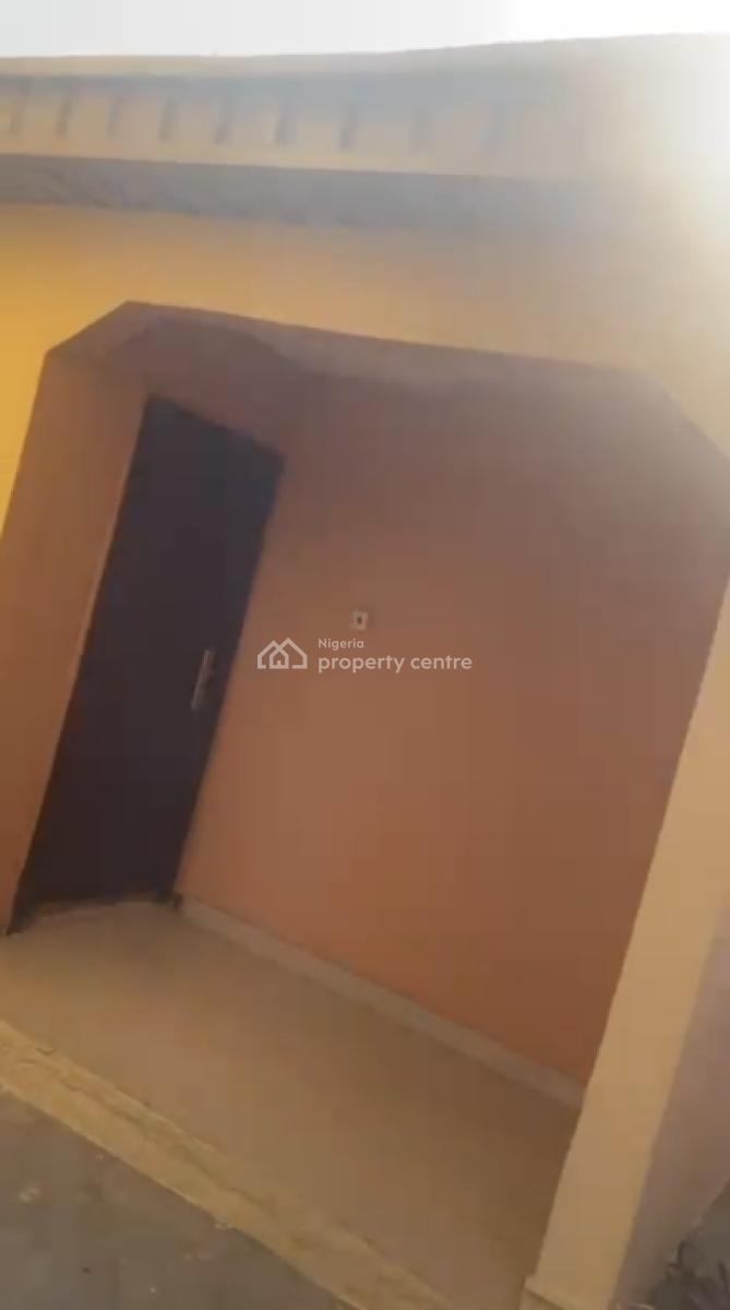 Mini Flat at Shasha Moshalashi,single Guy Or Married, Any Tribe with, Shasha Moshalashi Akowonjo, Shasha, Alimosho, Lagos, Flat / Apartment for Rent