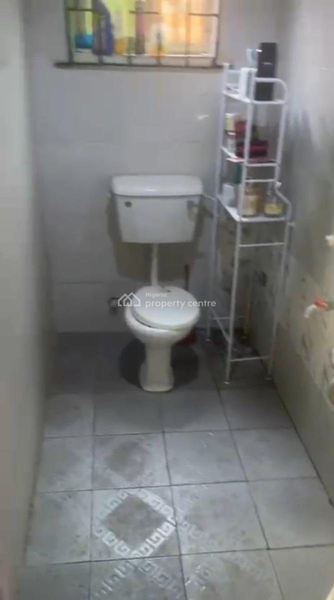 Mini Flat at Shasha Moshalashi,single Guy Or Married, Any Tribe with, Shasha Moshalashi Akowonjo, Shasha, Alimosho, Lagos, Flat / Apartment for Rent