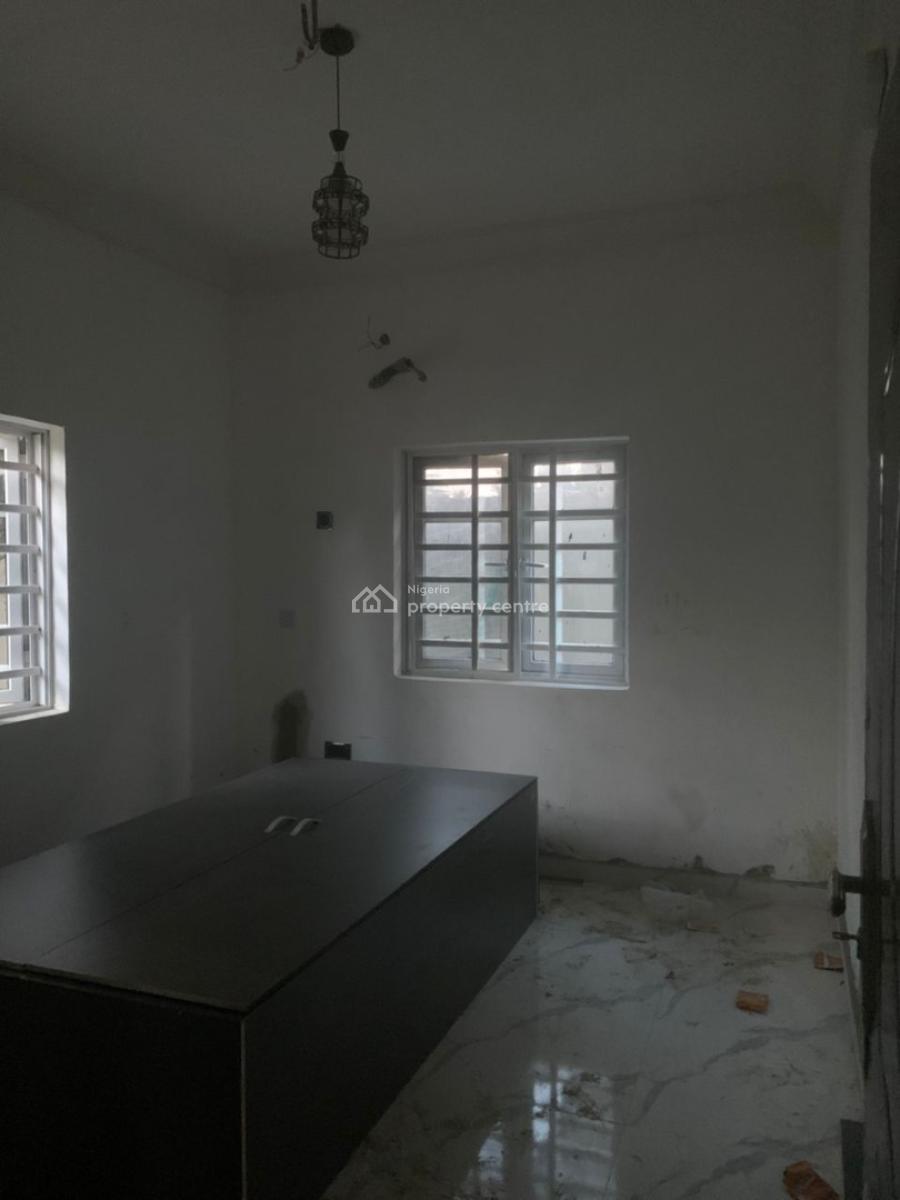 a Spacious 2 Bedroom Apartment, Badore, Ajah, Lagos, Flat / Apartment for Rent