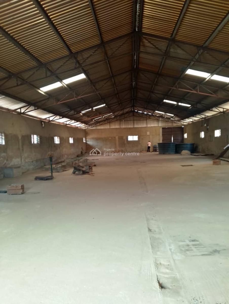 Warehouse, Alakia, Airport Ibadan, Alakia, Ibadan, Oyo, Warehouse for Sale