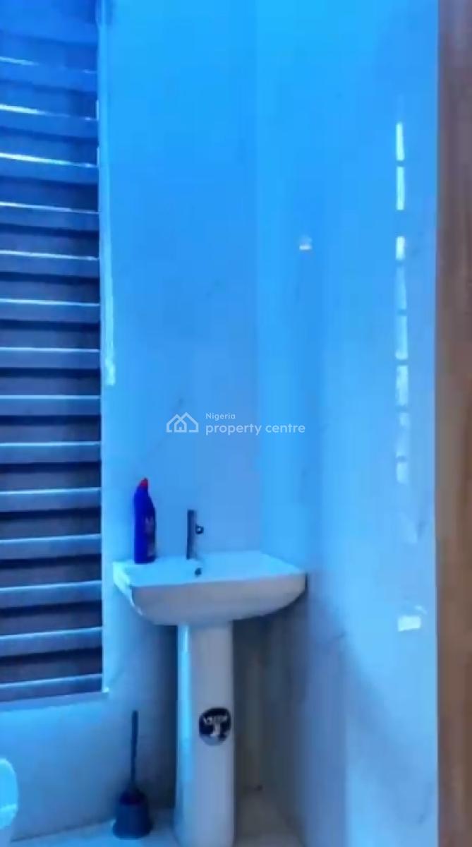 5 Bedroom Furnished with  Bq, Omole Phase 1, Ikeja, Lagos, Detached Duplex for Sale