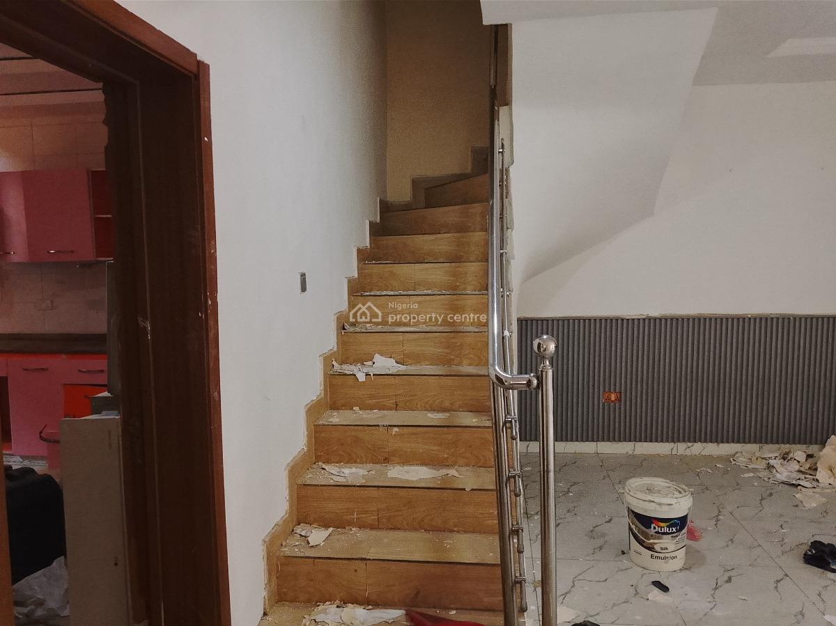 4 Bedroom Terraced Duplex on 2 Floors, Osapa, Lekki, Lagos, Terraced Duplex for Rent