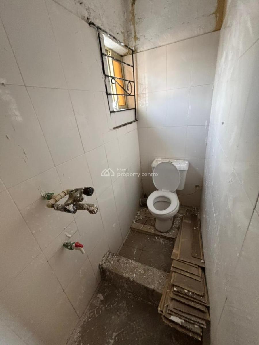 2 Units of Spacious Mini Flats (upstairs) Close to The Express, Therannex Estate, Sangotedo, Ajah, Lagos, Mini Flat (room and Parlour) for Rent