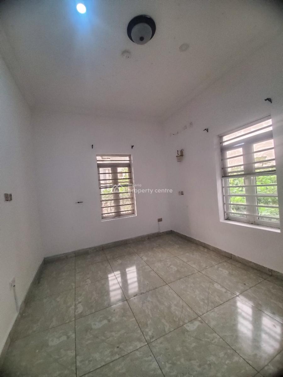 1 Room Shared Kitchen  Apartment, Ikota Villa, Lekki, Lagos, Self Contain (single Rooms) for Rent