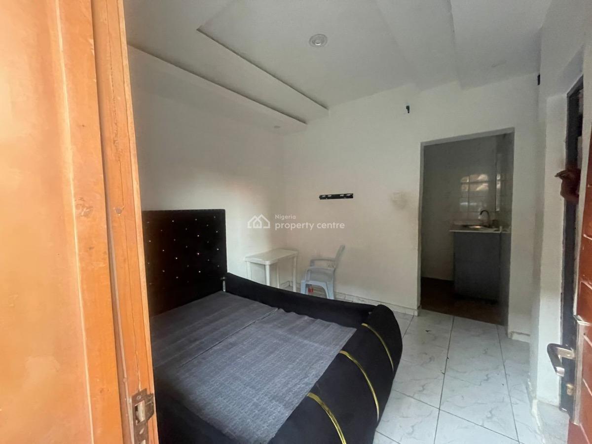 Luxury Selfcontain with Air Condition, Ilaje, Akoka, Yaba, Lagos, Self Contain (single Rooms) for Rent