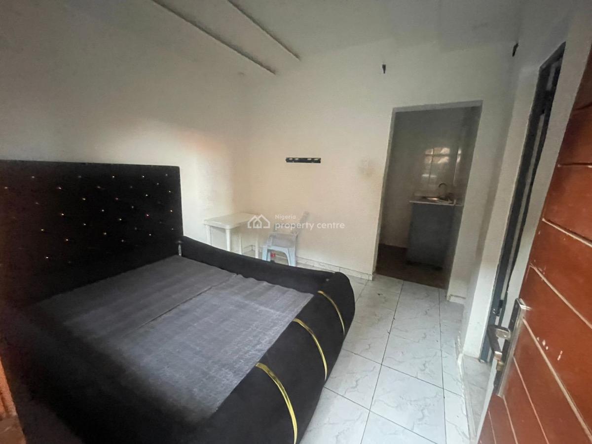Luxury Selfcontain with Air Condition, Ilaje, Akoka, Yaba, Lagos, Self Contain (single Rooms) for Rent