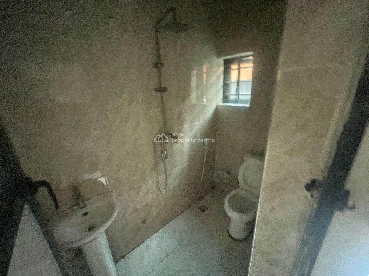 Luxury Selfcontain with Air Condition, Ilaje, Akoka, Yaba, Lagos, Self Contain (single Rooms) for Rent