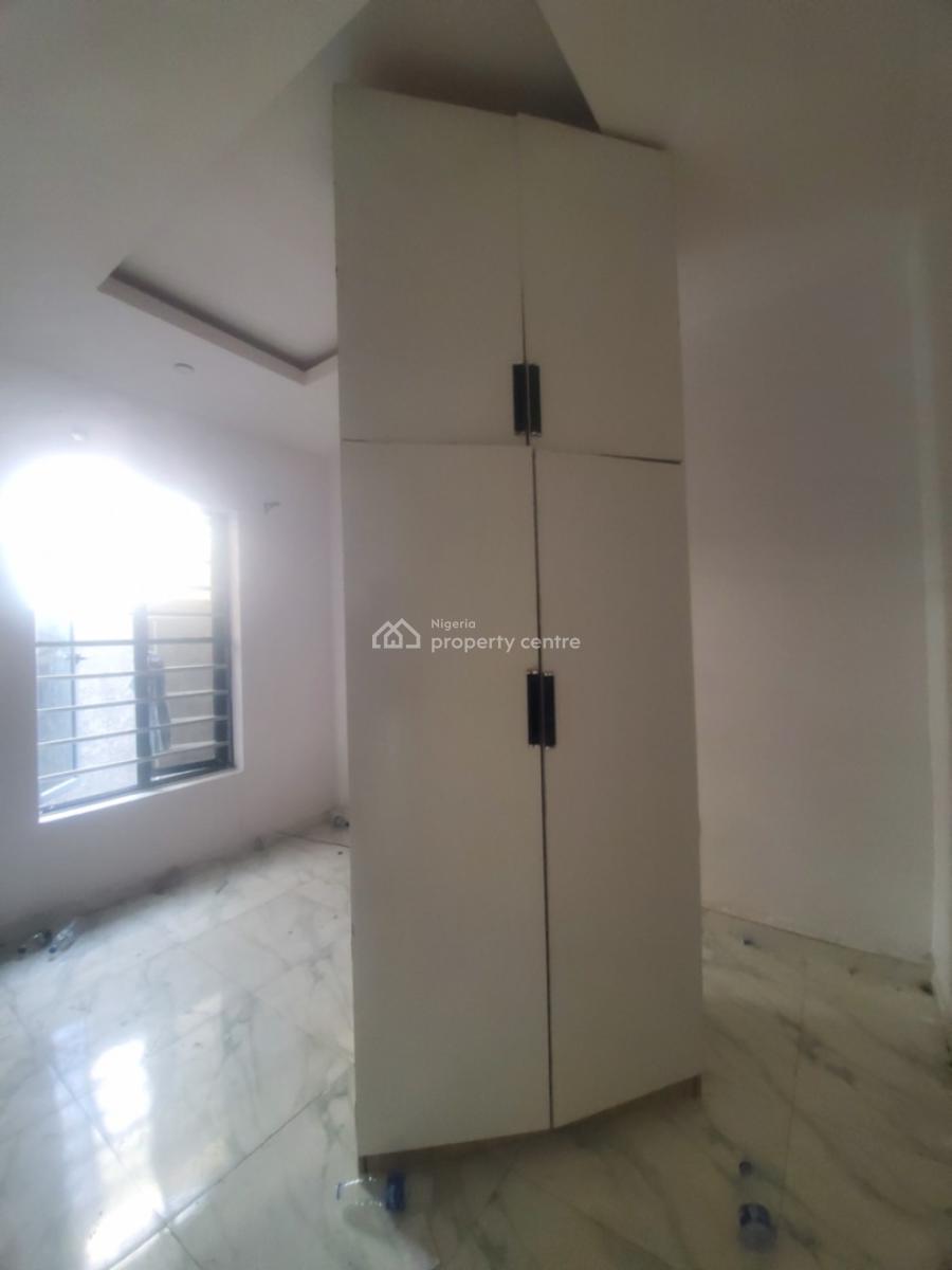 Room and  Parlor  in Orchid  Road, Royal  Pine, Lekki, Lagos, Flat / Apartment for Rent