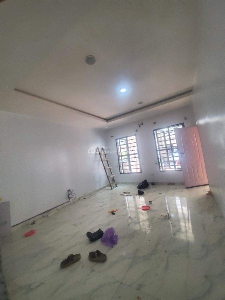 Room and  Parlor  in Orchid  Road, Royal  Pine, Lekki, Lagos, Flat / Apartment for Rent