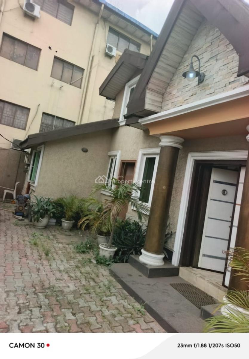 Furnished 4bedroom Bungalow All Rooms En Suite in L D P C. Bungalow in, Ogba, Ikeja, Lagos, Detached Bungalow for Rent
