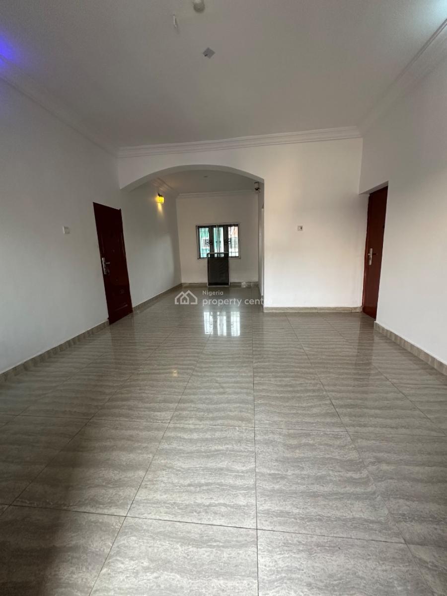 Specious an Newly Renovated 3bedroom Flat, Atlantic View Estate New Road  Ahpha Beach, Lekki, Lagos, Flat / Apartment for Rent
