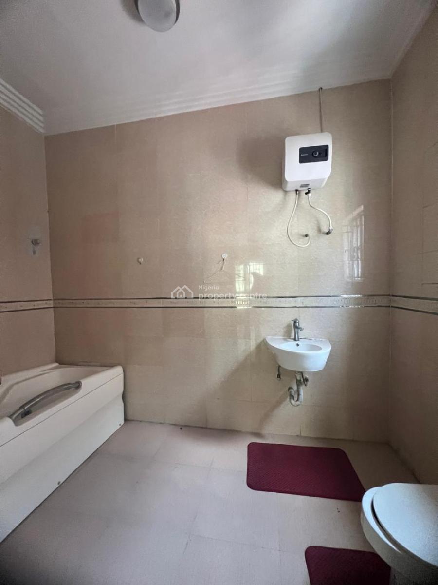 Spacious 5 Bedroom Detached House with Bq, Estate Off Chevron Drive By Second Till Gate, Lekki, Lagos, Detached Duplex for Sale
