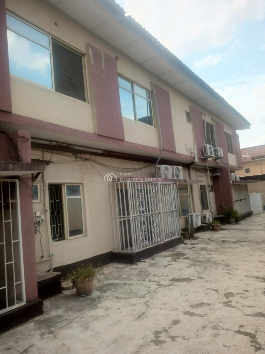 Lovely 4 Bedrom Terrace Duplex (3 in a Compound), Off Adeniyi Jones Avenue, Adeniyi Jones, Ikeja, Lagos, Terraced Duplex for Rent