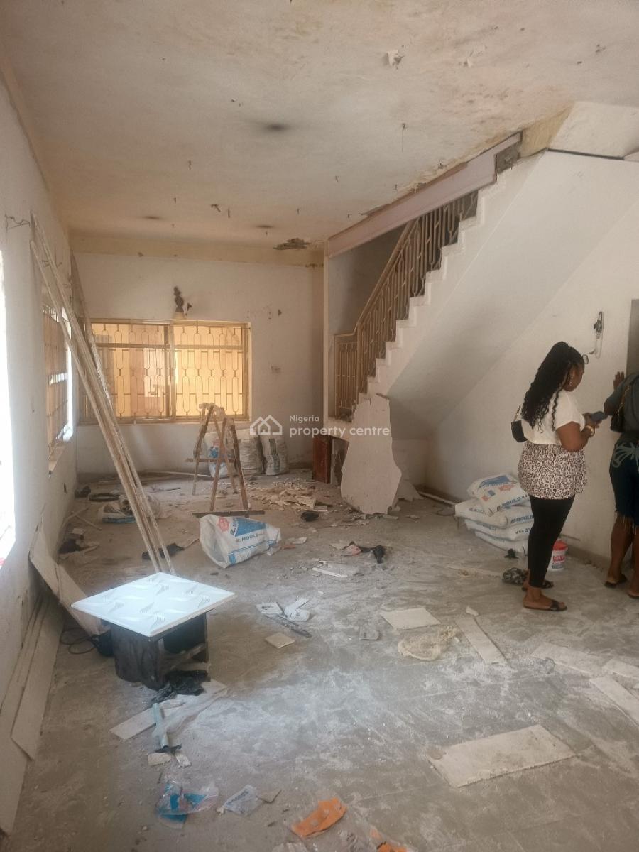 Lovely 4 Bedrom Terrace Duplex (3 in a Compound), Off Adeniyi Jones Avenue, Adeniyi Jones, Ikeja, Lagos, Terraced Duplex for Rent