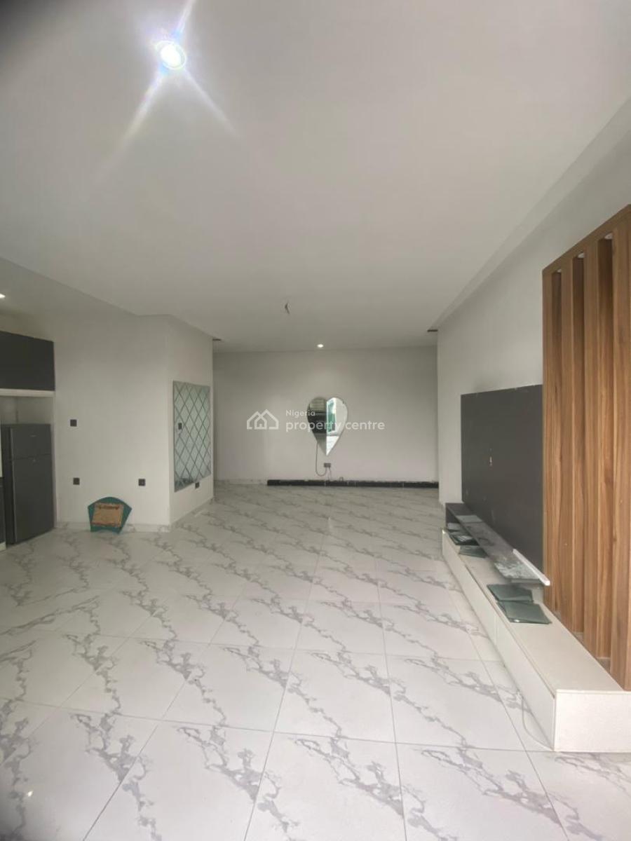 Spacious and Executive 2 Bedroom Apartment with Elevator & Pool, Ilasan, Lekki, Lagos, Flat / Apartment for Rent