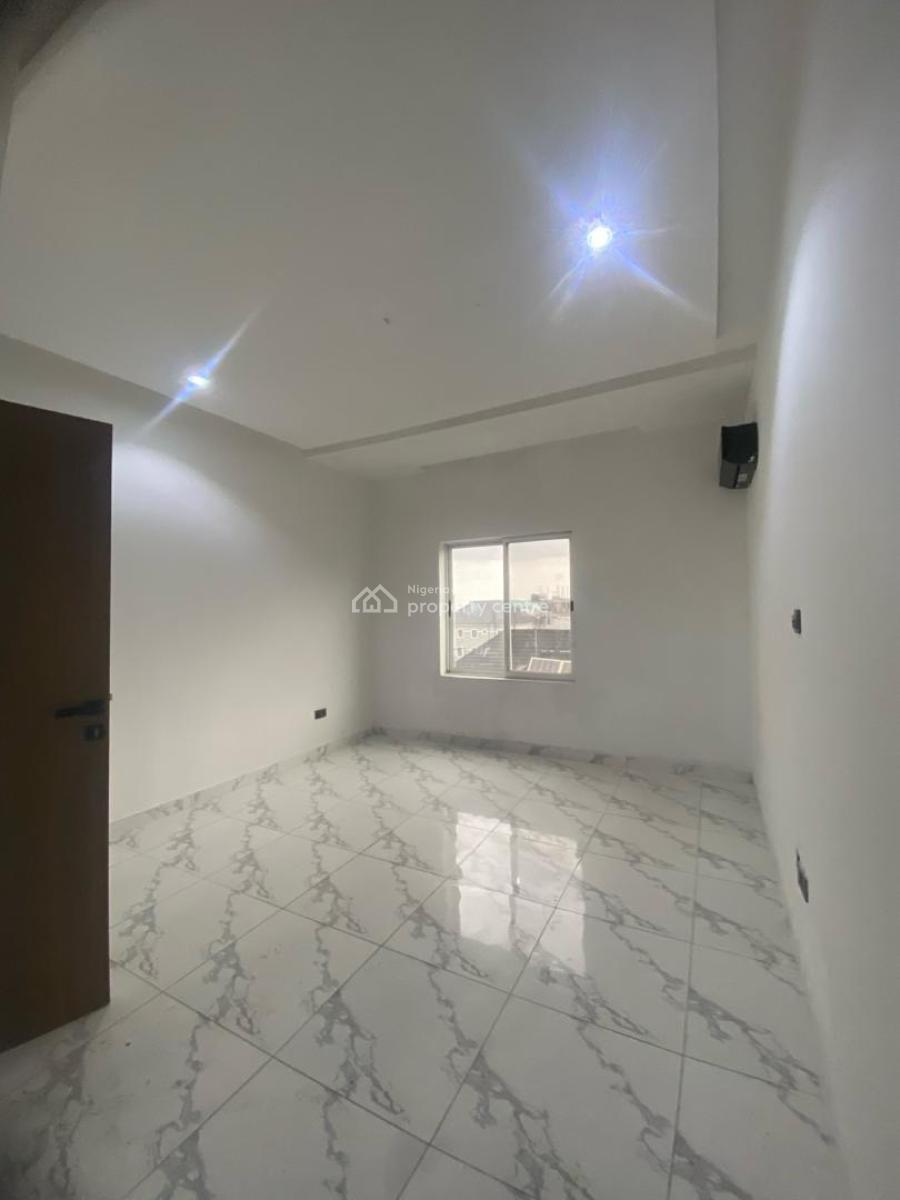 Spacious and Executive 2 Bedroom Apartment with Elevator & Pool, Ilasan, Lekki, Lagos, Flat / Apartment for Rent