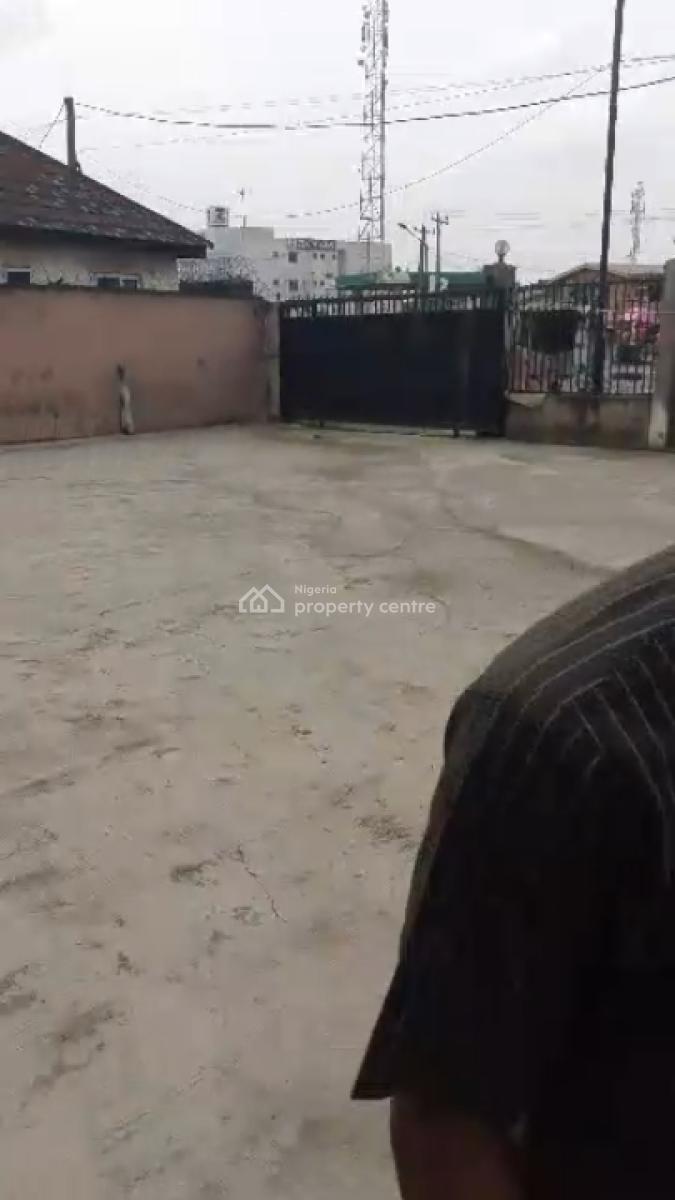 Very Spacious Warehouse More Than 250 Sqm on Ground Floor with 2 Room, Lagos Abeokuta Expressway Pako Dopemu Bus Stop Suitable ,gym,supermark, Dopemu, Agege, Lagos, Commercial Property for Rent