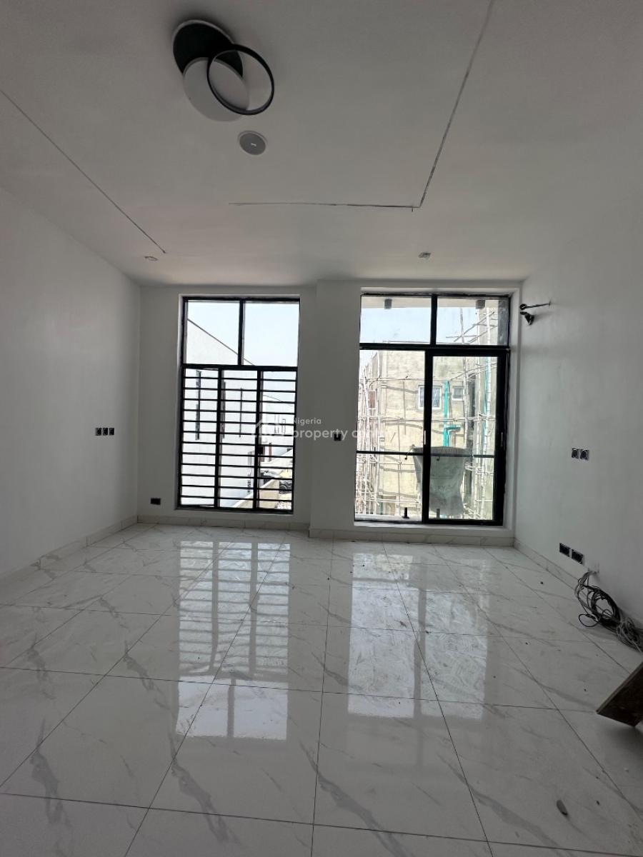 4 Bedrooms Semi Detached Duplex, Ikota, Lekki, Lagos, Semi-detached Duplex for Sale