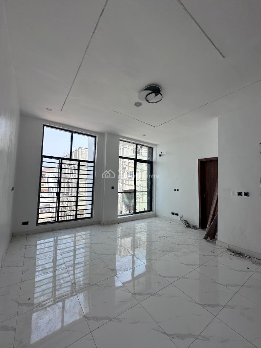 4 Bedrooms Semi Detached Duplex, Ikota, Lekki, Lagos, Semi-detached Duplex for Sale