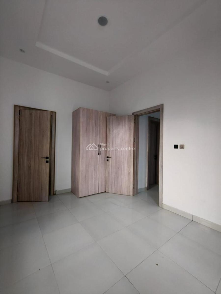 Luxury Well Built 5 Bedrooms Fully Detached with Swimming Pool and Bq, Vgc, Lekki, Lagos, Detached Duplex for Sale