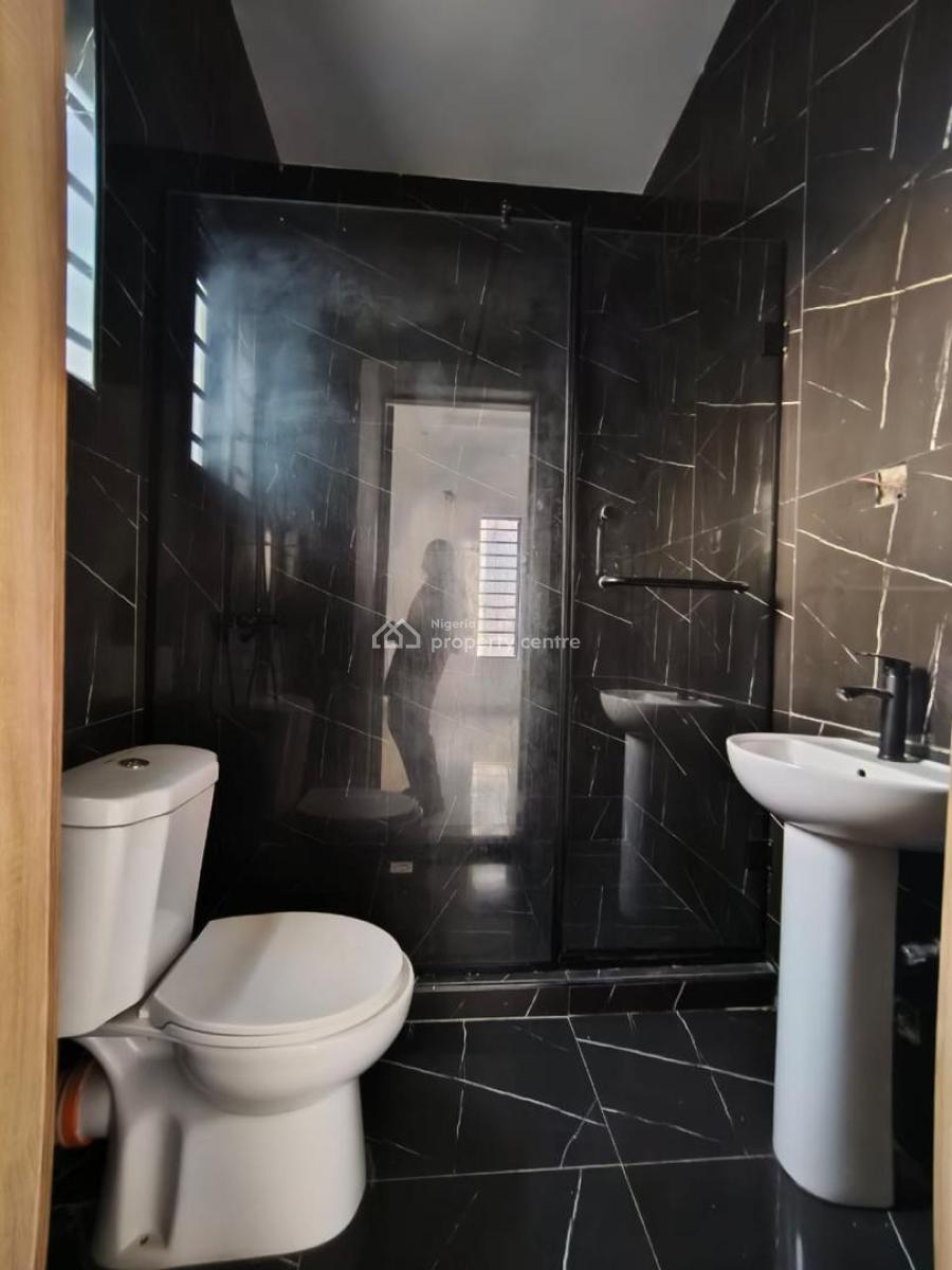 Luxury Well Built 5 Bedrooms Fully Detached with Swimming Pool and Bq, Vgc, Lekki, Lagos, Detached Duplex for Sale