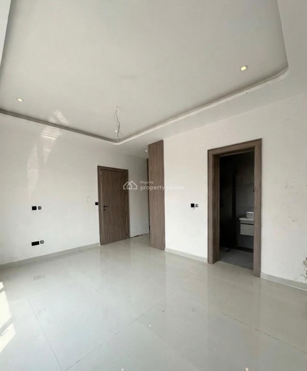 Lovely 3 Bedrooms Apartment with Swimming Pool and Bq, Lekki Phase 1, Lekki, Lagos, Flat / Apartment for Sale