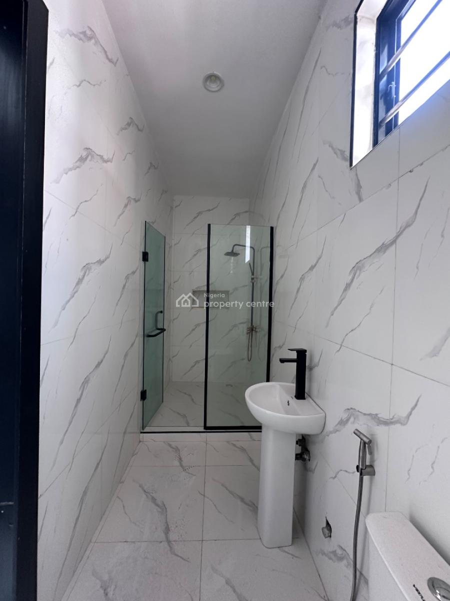 3 Bedrooms Semi  Detached Duplex, Ikota, Lekki, Lagos, Detached Duplex for Sale