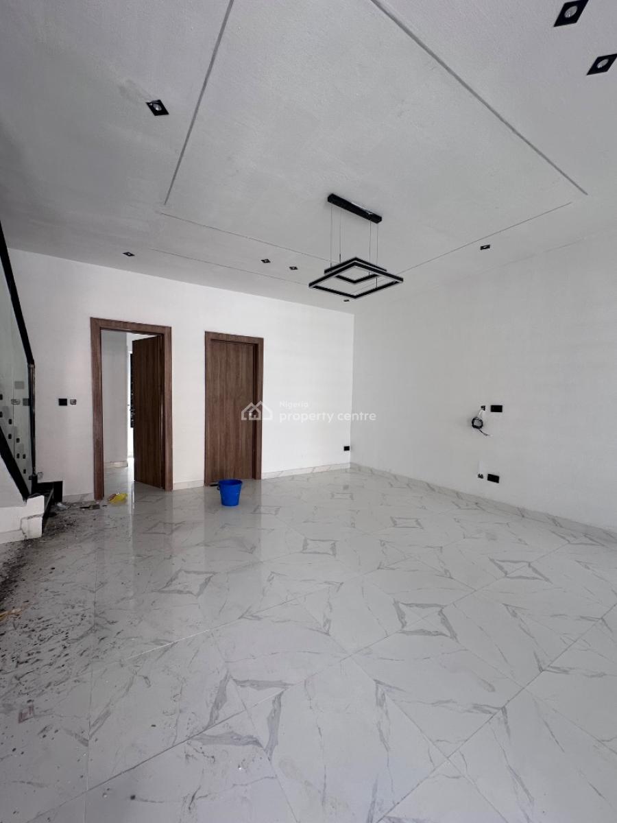 4 Bedrooms Terraced Duplex, Ikota, Lekki, Lagos, Terraced Duplex for Sale