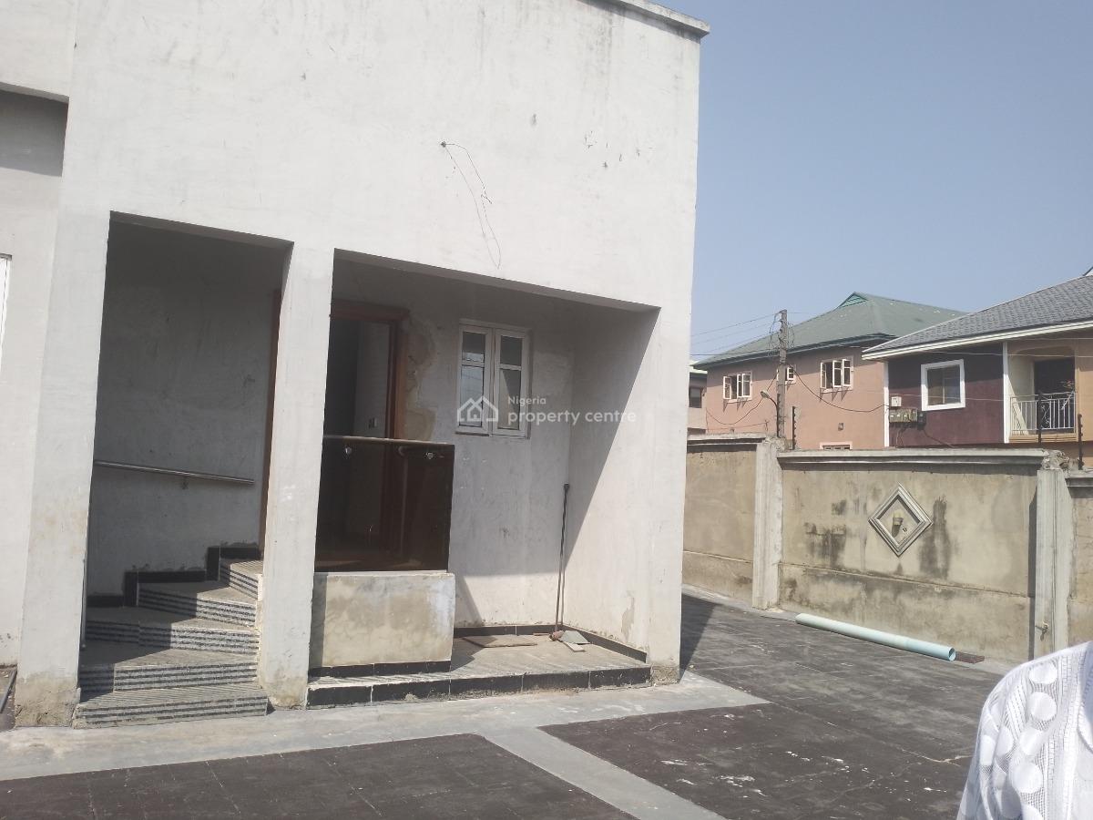 4 Bedroom Duplex with C of O, Alogba Estate Off Ibeshe Road, Ikorodu, Lagos, Detached Duplex for Sale