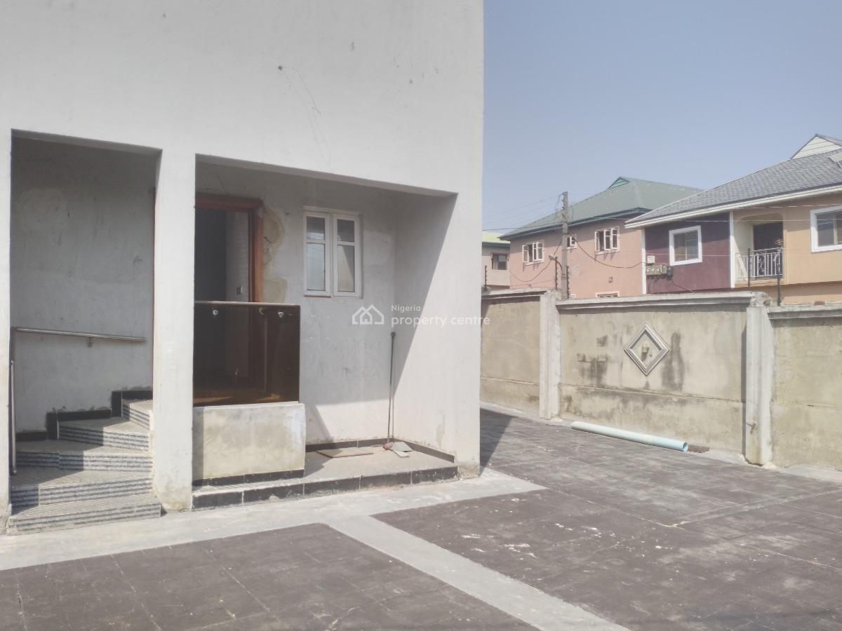 4 Bedroom Duplex with C of O, Alogba Estate Off Ibeshe Road, Ikorodu, Lagos, Detached Duplex for Sale