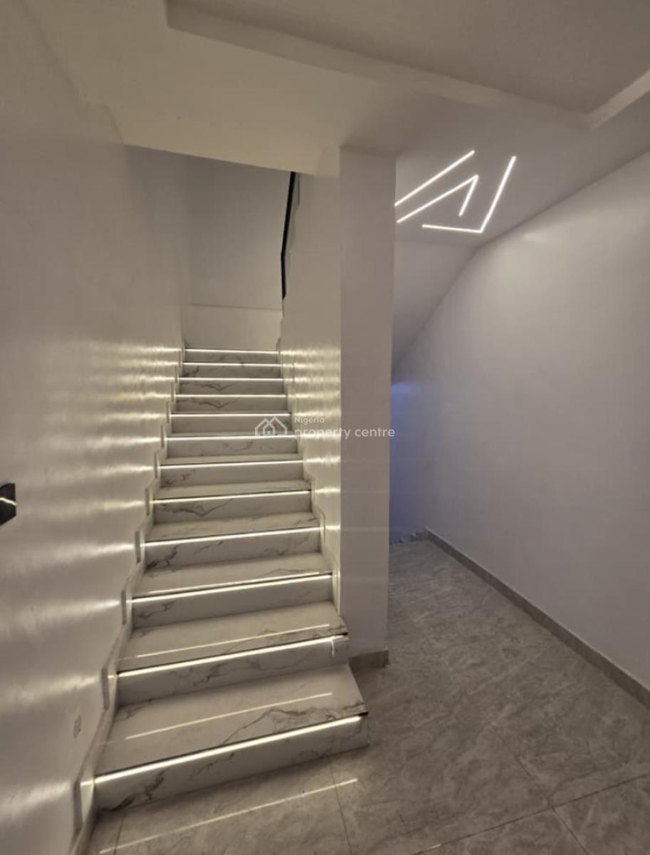 Newly Big 6 Bedroom Detach Duplex Hse+ S/pool +cinema +bq, Inside a Serene Environment @ Magodo Gra Phase 2 Estate Shangisha, Gra Phase 2, Magodo, Lagos, Detached Duplex for Sale