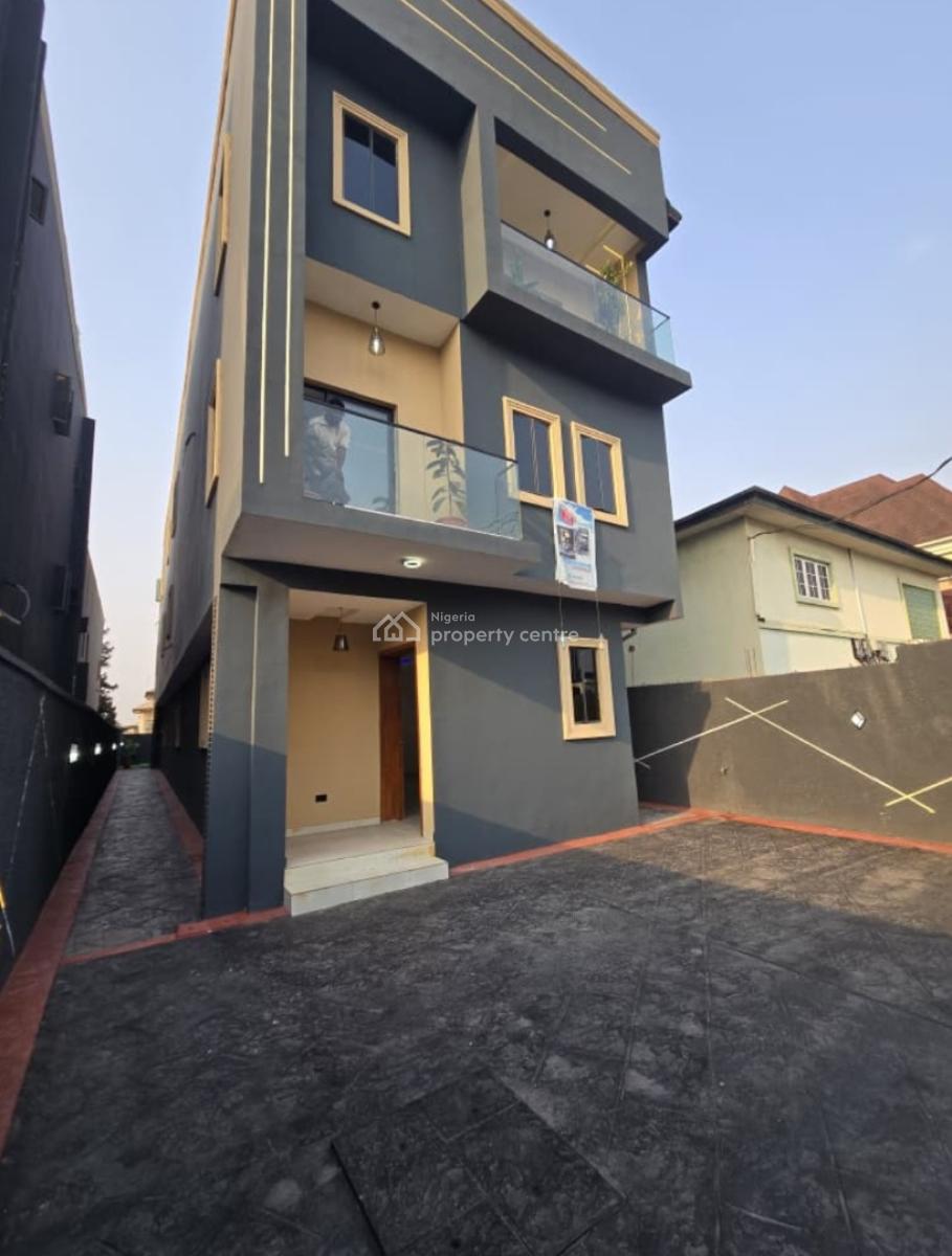 Newly Big 6 Bedroom Detach Duplex Hse+ S/pool +cinema +bq, Inside a Serene Environment @ Magodo Gra Phase 2 Estate Shangisha, Gra Phase 2, Magodo, Lagos, Detached Duplex for Sale