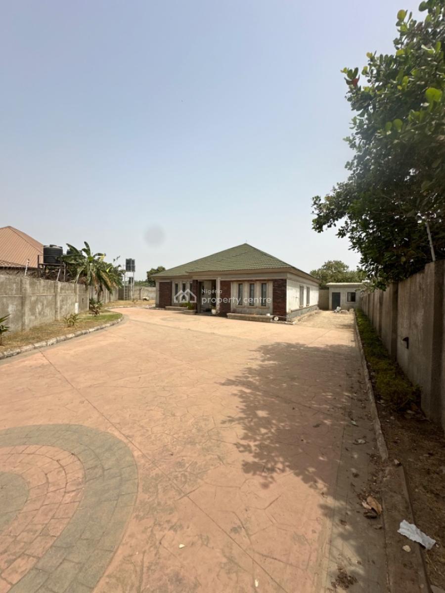 3 Bedroom Bungalow, Dakwo, Abuja, Detached Bungalow for Sale