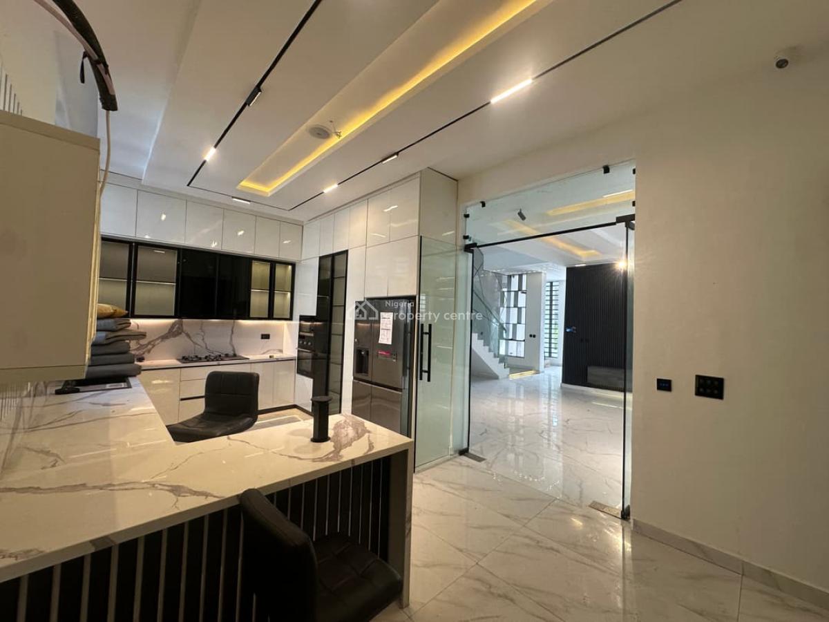 Luxurious 5bdroom Duplex with S/pool, Cinema in Megamound Est Lekki, Megamound Estate, Off Lekki Lagos Nigeria, Lekki, Lagos, Detached Duplex for Sale