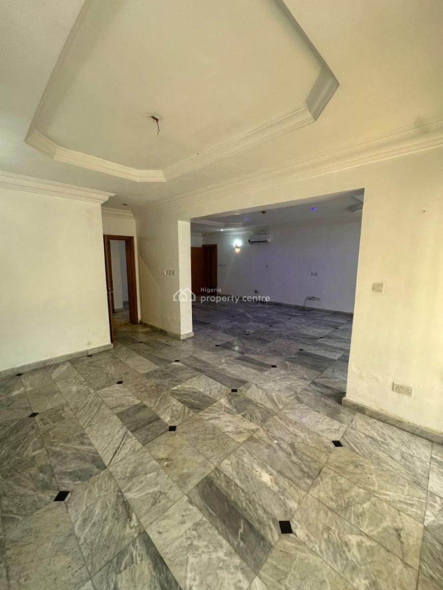 Spacious & Well-maintained 3-bedroom Apartment with Bq, Banana Island, Ikoyi, Lagos, Flat / Apartment for Rent