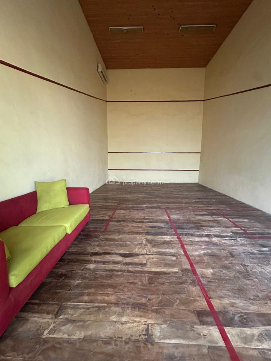 Spacious & Well-maintained 3-bedroom Apartment with Bq, Banana Island, Ikoyi, Lagos, Flat / Apartment for Rent