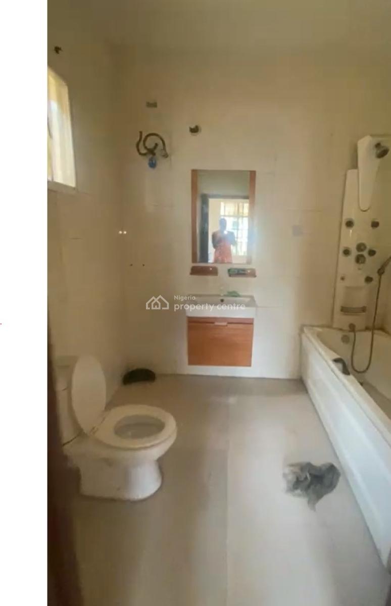 Spacious Mini Flat with Balcony & Personal Parking in Bera Estate, Bera Estate, Lekki, Lagos, Mini Flat (room and Parlour) for Rent