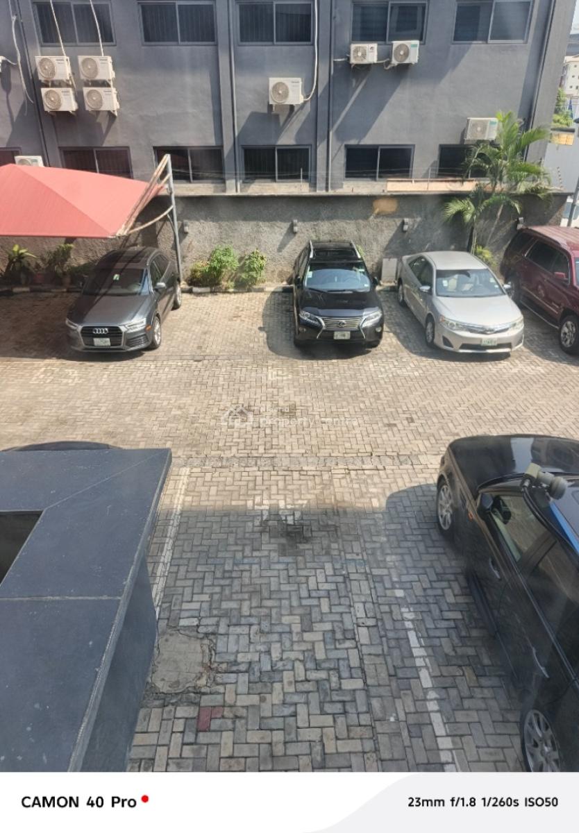 a Lovely 2 Bedroom Apartment with a Bq, Muriokunla Street Victoria Island, Victoria Island (vi), Lagos, Flat / Apartment for Rent