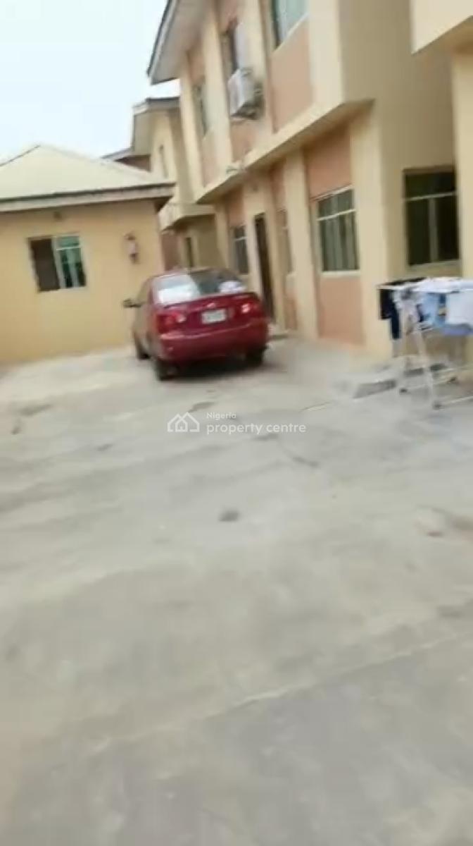 3 Bedroom Flat All Room E Suite, Pay and Park in, Shasha Moshalashi, Shasha, Alimosho, Lagos, Flat / Apartment for Rent