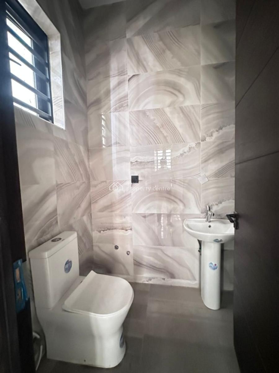 Distress 5bedroom Detached with Pool, Cinema, Swimming & Gym, Bq*, Ikota, Lekki, Lagos, Detached Duplex for Sale